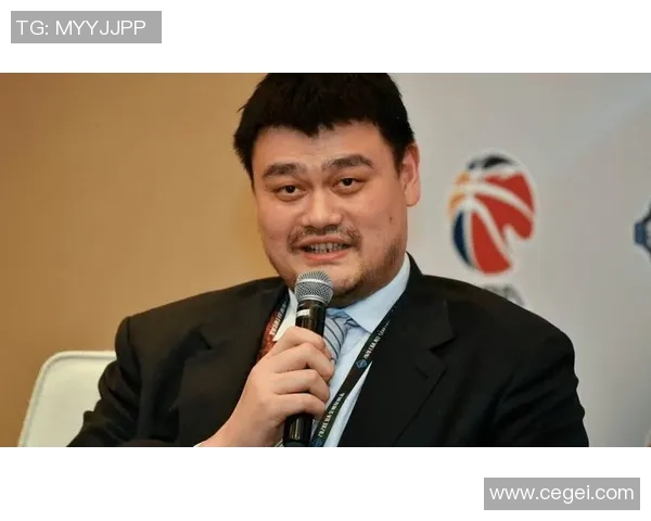 穆托姆博与姚明携手推动慈善事业助力全球篮球发展