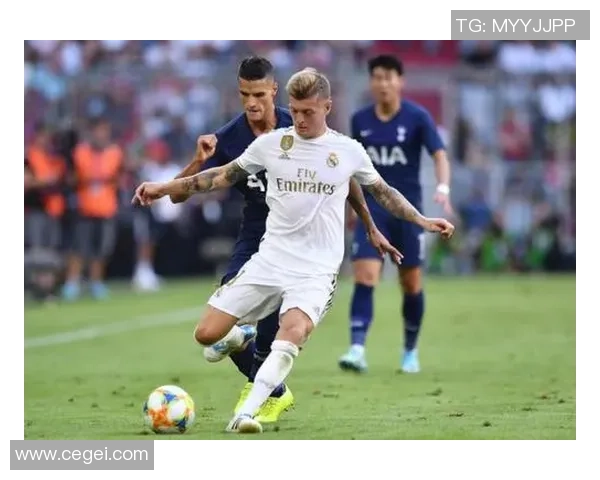 热刺与皇马友谊赛激战成平补时进球点燃全场激情